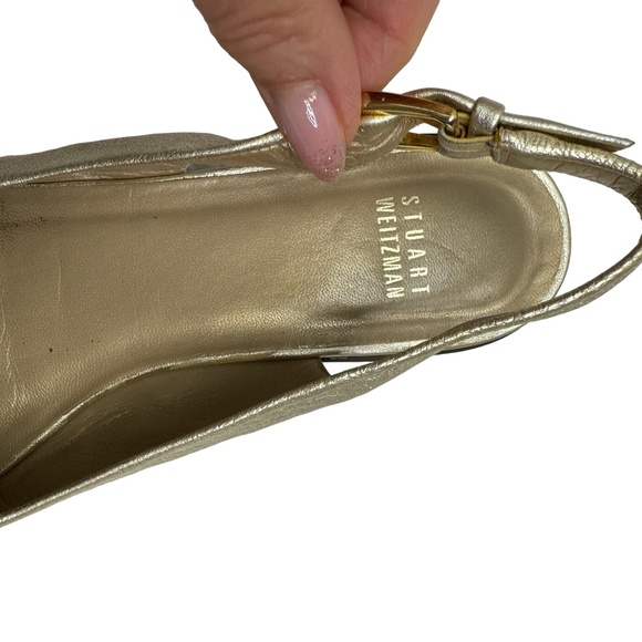 Stuart Weitzman Gold Leather Slingback Flats Buckle Size 7 1/2 - Picture 2 of 7
